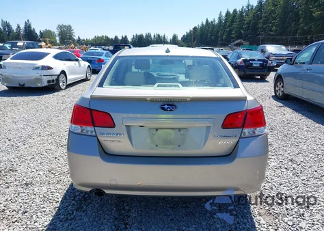 2014 Subaru Legacy 2.5I Limited из США, поврежденный, VIN 4S3BMBL65E3018282